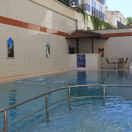 Hotell Nasa Flora 2*