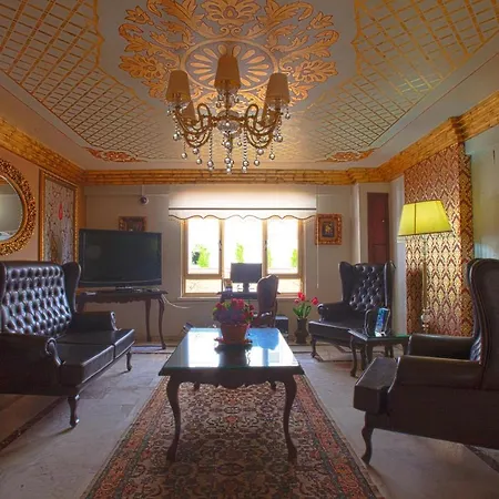 מלון Nasa Flora אנטליה