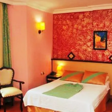 Nasa Flora מלון אנטליה