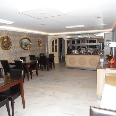Hotell Nasa Flora 2*